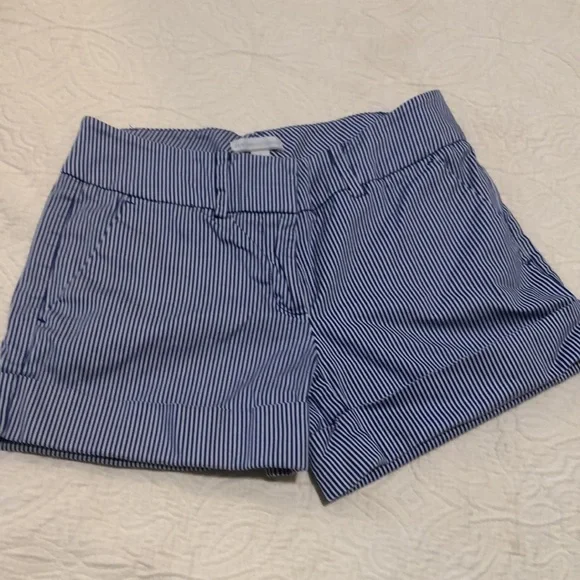 New York & Company shorts - Picture 2 of 13